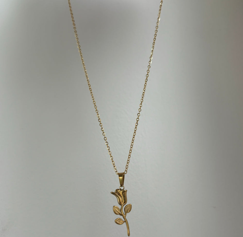 Delicate Rose Necklace-18k